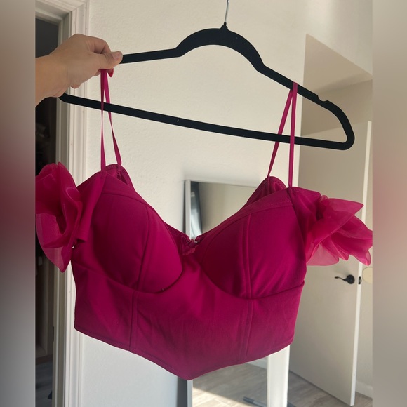 Tops - Vibrant Pink Strappy Crop Top